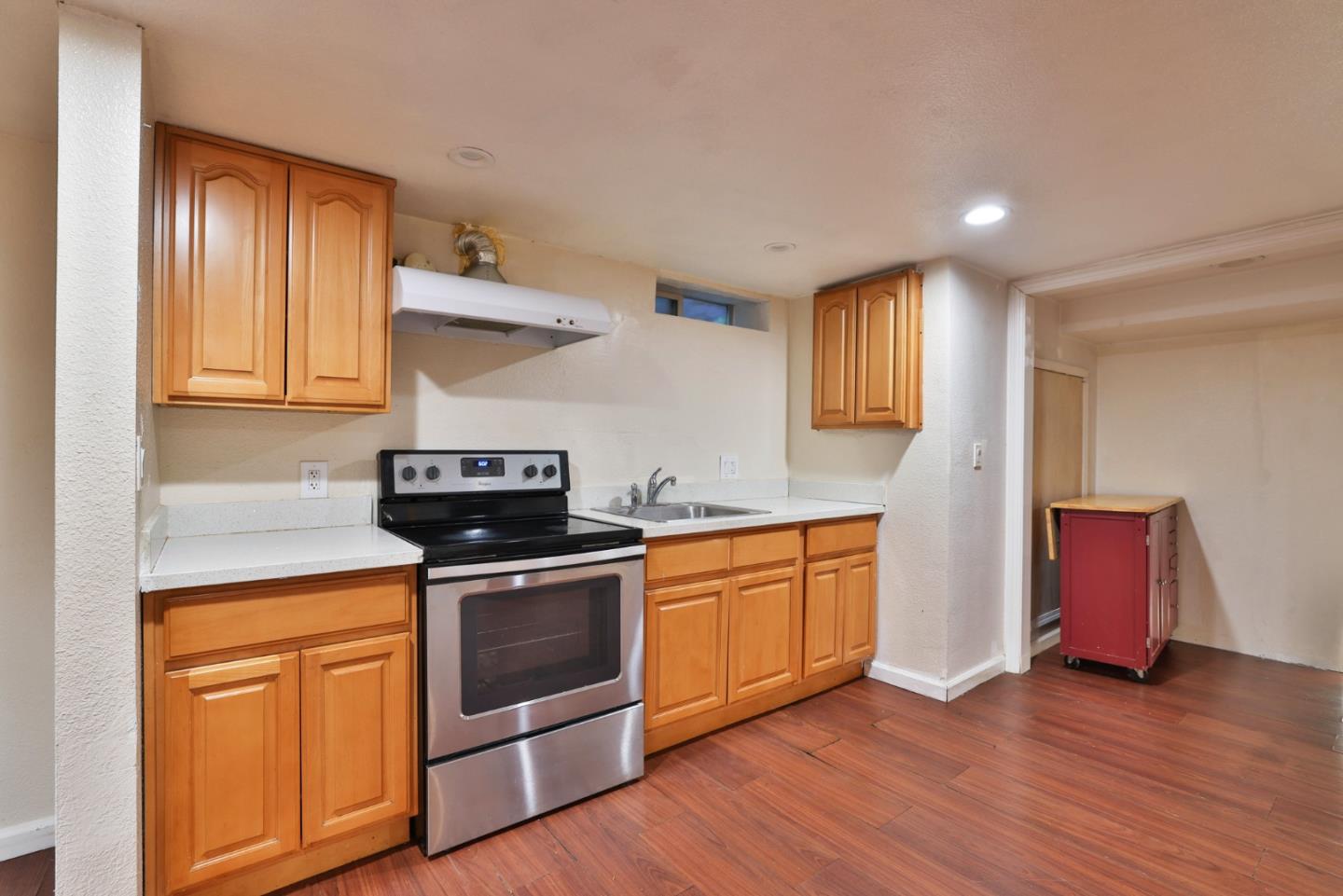 Detail Gallery Image 21 of 31 For 1025 Delmas Ave, San Jose,  CA 95125 - 3 Beds | 1 Baths