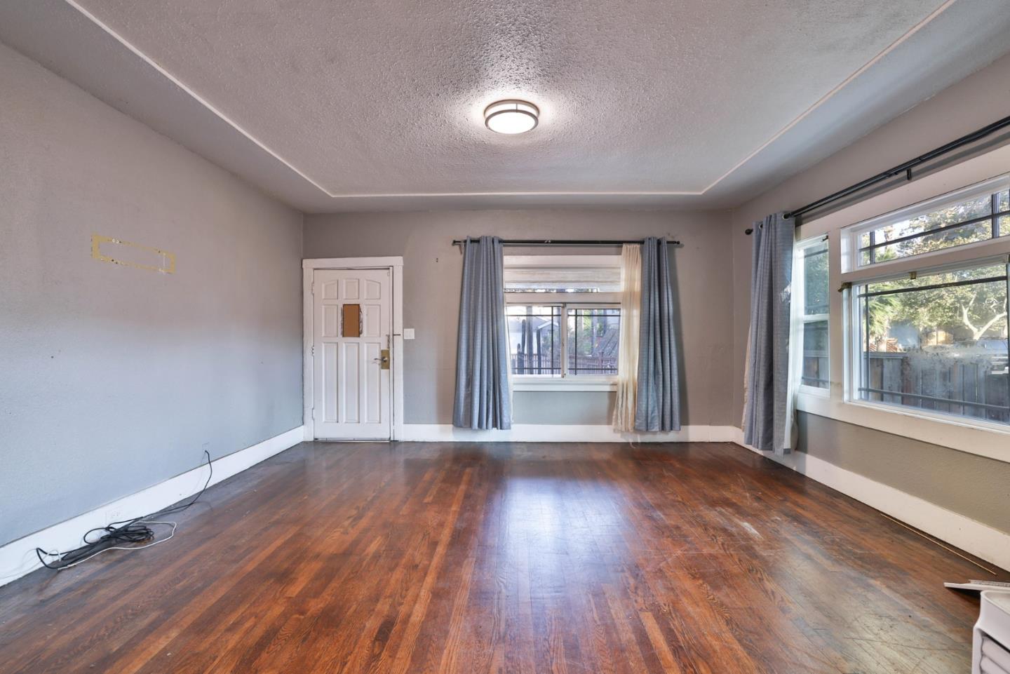 Detail Gallery Image 4 of 31 For 1025 Delmas Ave, San Jose,  CA 95125 - 3 Beds | 1 Baths