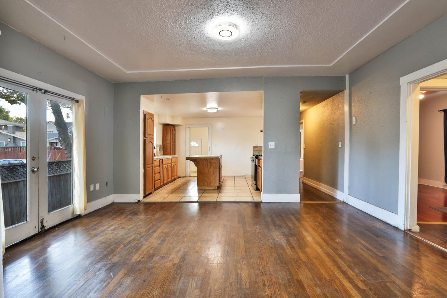 Detail Gallery Image 5 of 31 For 1025 Delmas Ave, San Jose,  CA 95125 - 3 Beds | 1 Baths