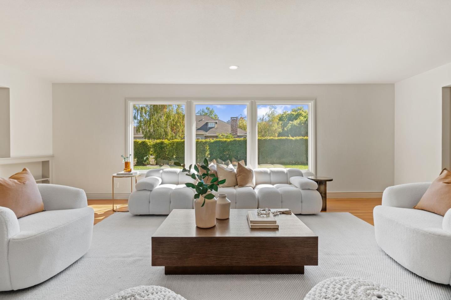 Detail Gallery Image 3 of 33 For 781 Covington Rd, Los Altos,  CA 94024 - 5 Beds | 3 Baths