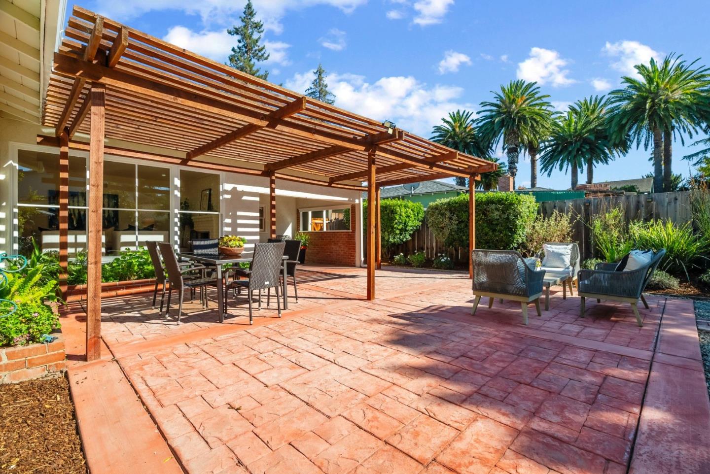 Detail Gallery Image 27 of 29 For 1260 Grant Rd, Los Altos,  CA 94024 - 3 Beds | 2 Baths