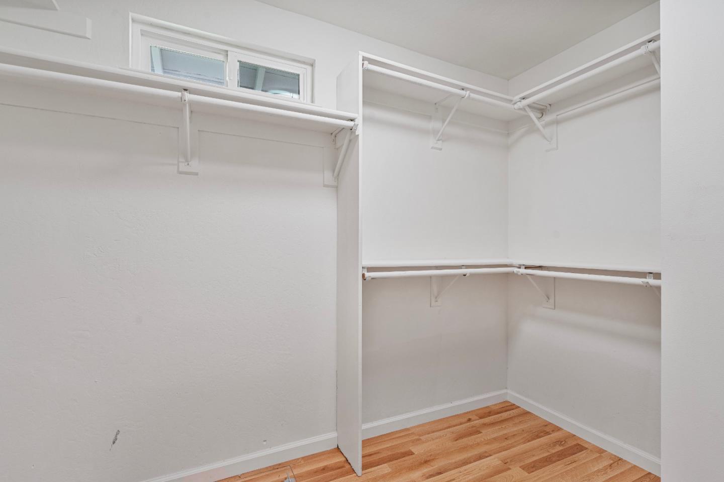 Detail Gallery Image 26 of 39 For 471 Marks Dr, Hollister,  CA 95023 - 3 Beds | 2 Baths