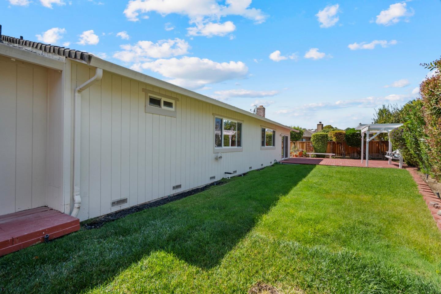 Detail Gallery Image 35 of 39 For 471 Marks Dr, Hollister,  CA 95023 - 3 Beds | 2 Baths