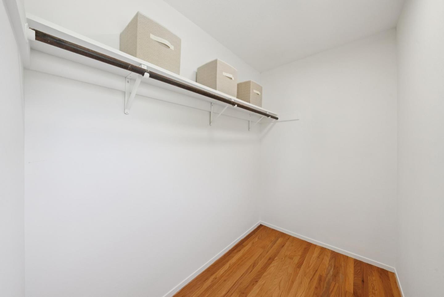 Detail Gallery Image 17 of 25 For 2538 Custer Dr, San Jose,  CA 95124 - 5 Beds | 2/1 Baths