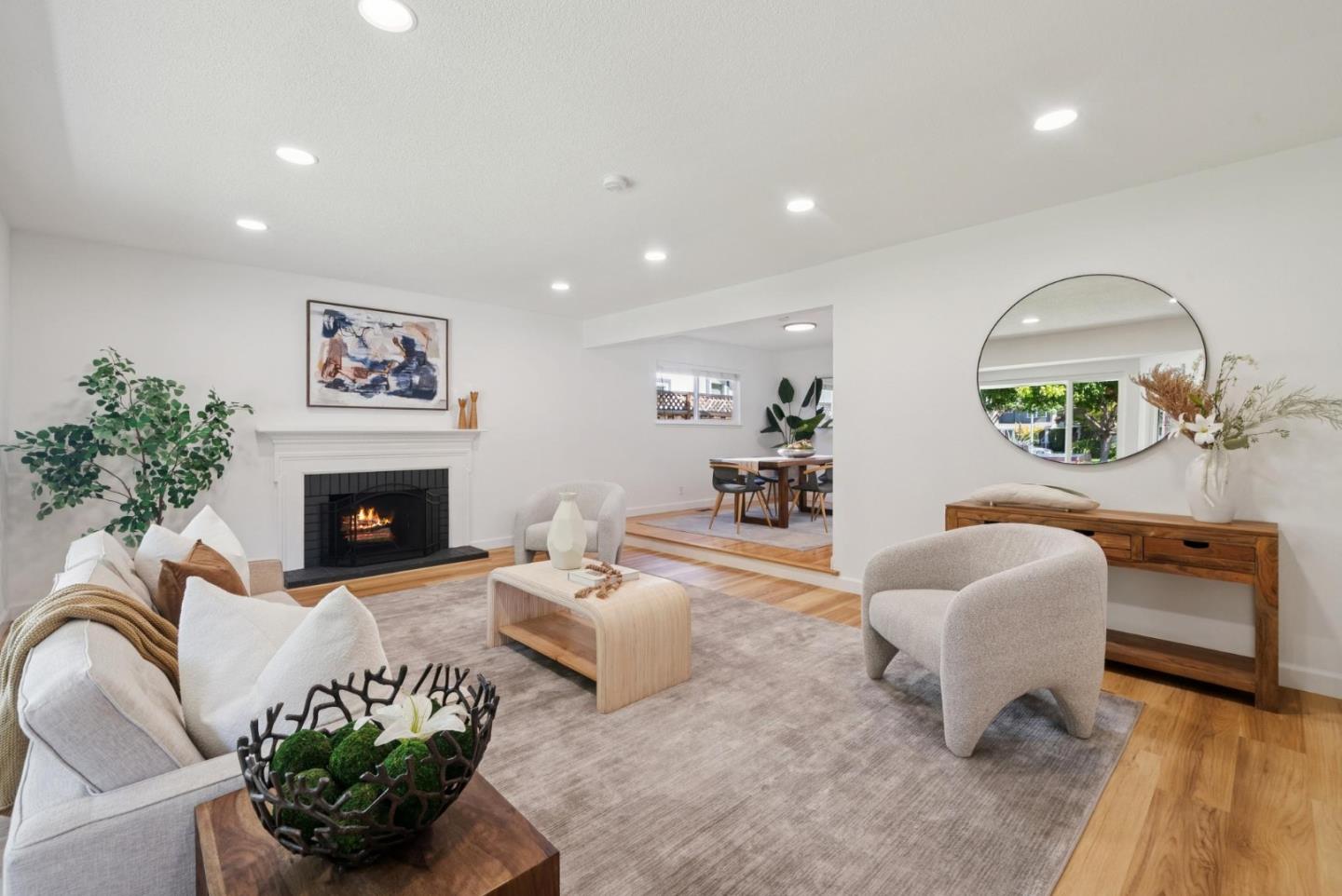 Detail Gallery Image 3 of 25 For 2538 Custer Dr, San Jose,  CA 95124 - 5 Beds | 2/1 Baths