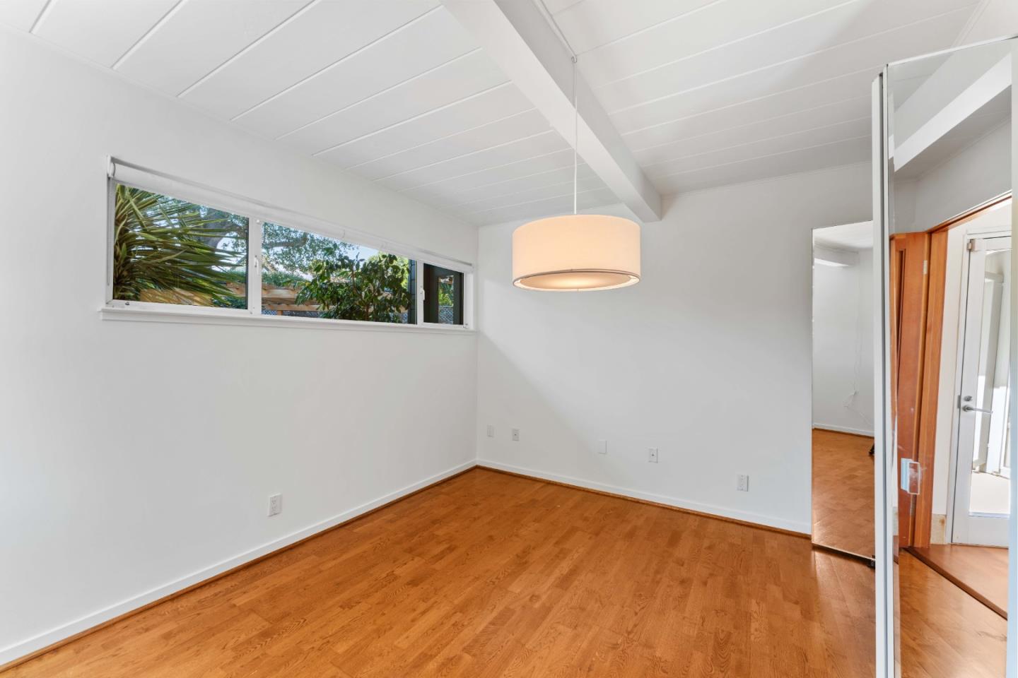 Detail Gallery Image 26 of 40 For 705 Evergreen St, Menlo Park,  CA 94025 - 5 Beds | 3/1 Baths