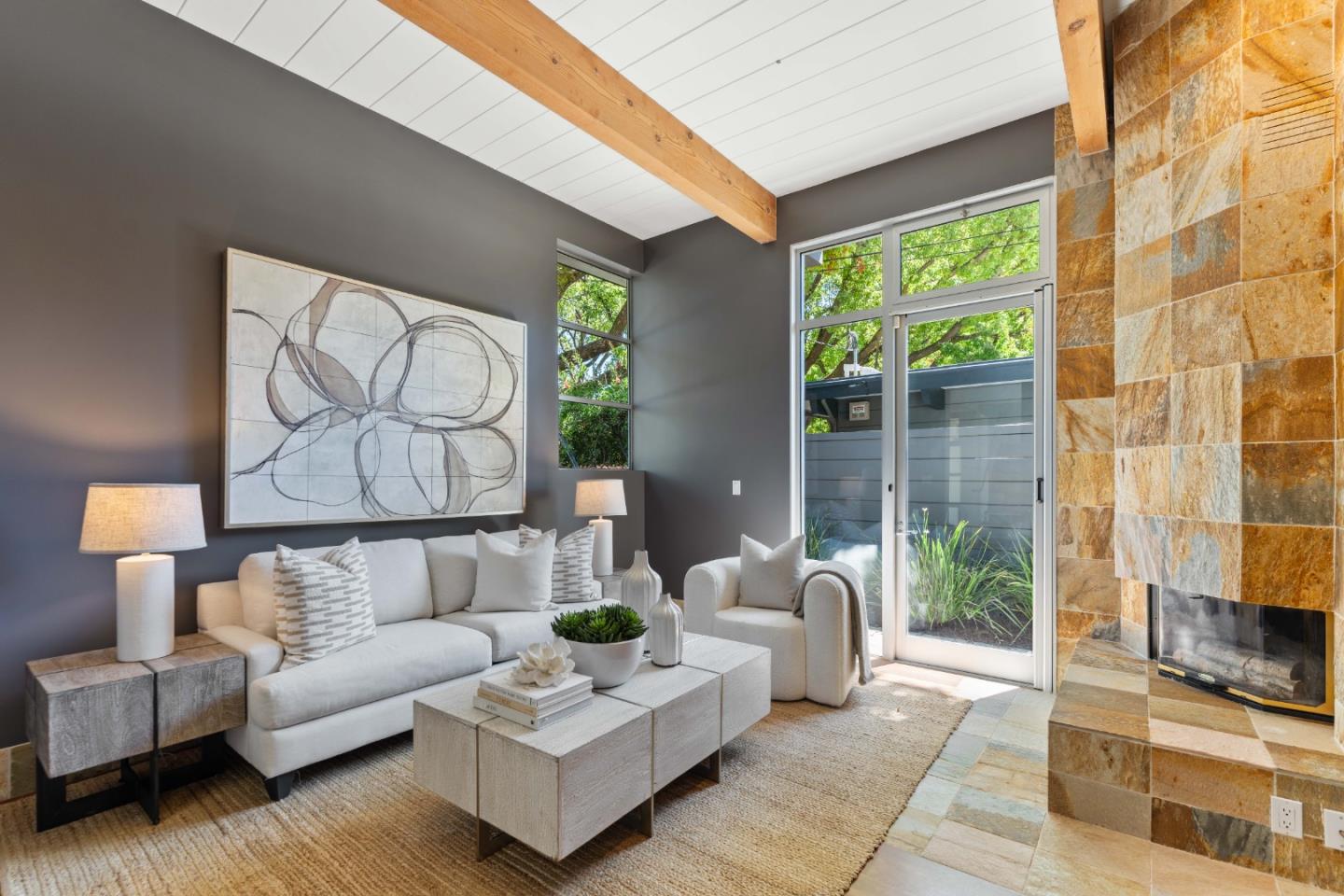 Detail Gallery Image 8 of 40 For 705 Evergreen St, Menlo Park,  CA 94025 - 5 Beds | 3/1 Baths