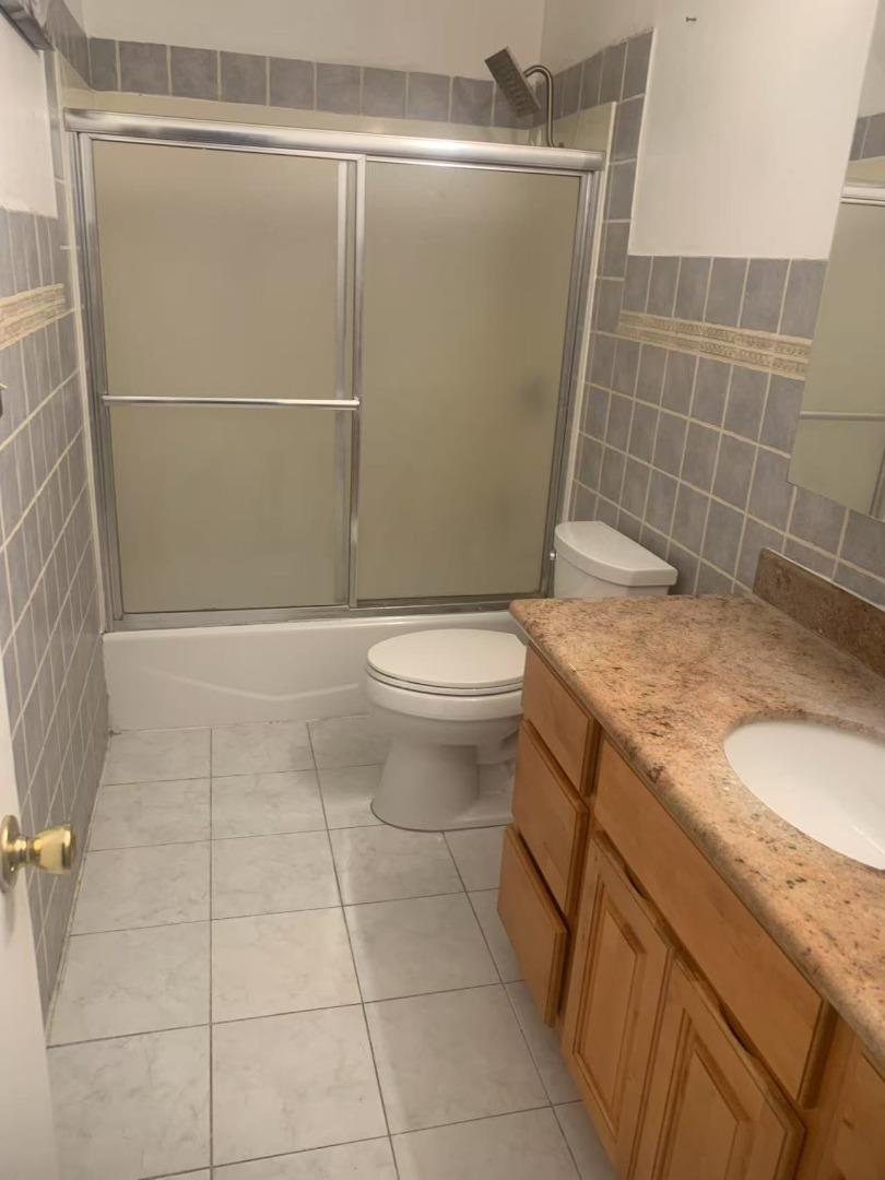 Detail Gallery Image 11 of 14 For Palmetto Dr, San Jose,  CA 95111 - 3 Beds | 1/1 Baths