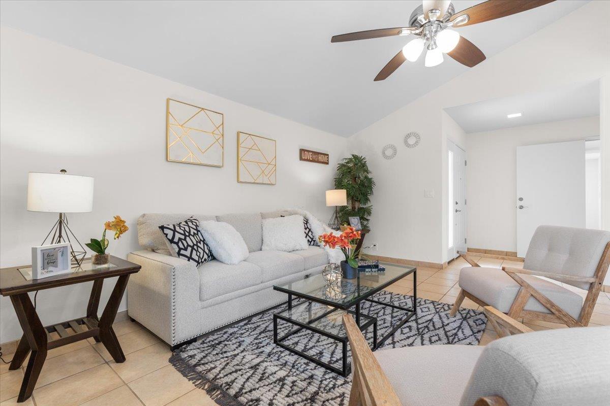 Detail Gallery Image 10 of 44 For 1503 Willowhaven Ct, San Jose,  CA 95126 - 3 Beds | 2 Baths