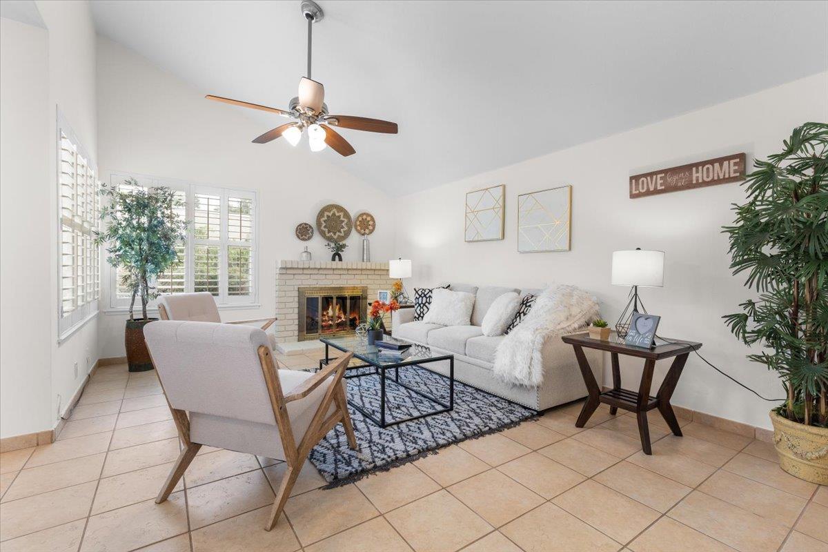 Detail Gallery Image 9 of 44 For 1503 Willowhaven Ct, San Jose,  CA 95126 - 3 Beds | 2 Baths