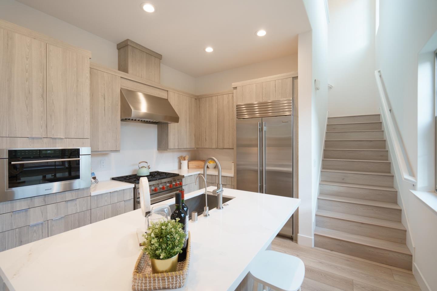 Detail Gallery Image 14 of 53 For 314 Harcot Ter, Sunnyvale,  CA 94085 - 3 Beds | 2/1 Baths