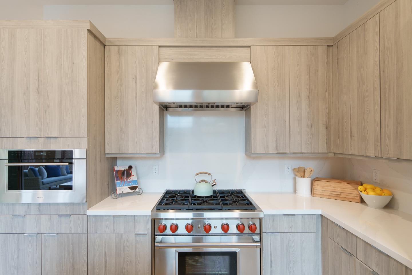 Detail Gallery Image 15 of 53 For 314 Harcot Ter, Sunnyvale,  CA 94085 - 3 Beds | 2/1 Baths