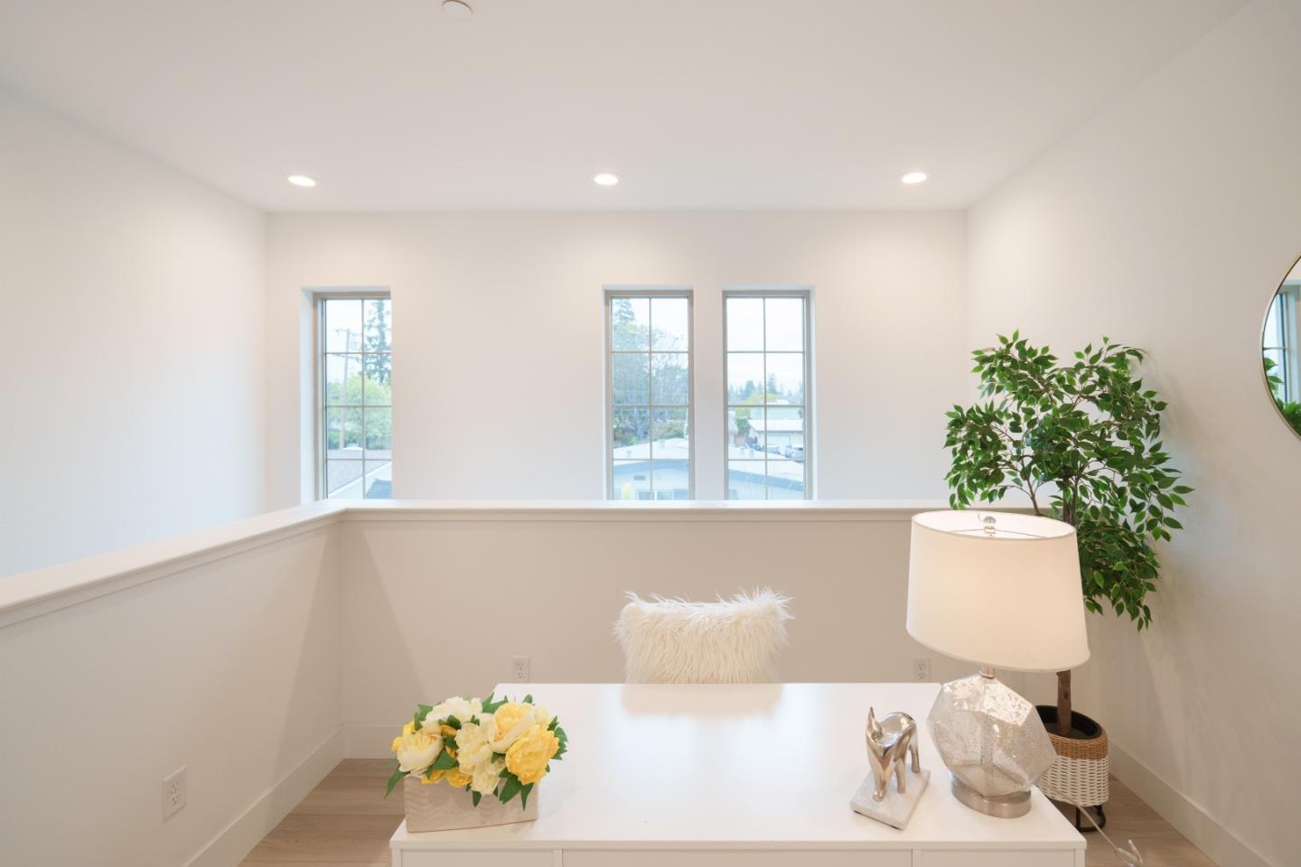 Detail Gallery Image 31 of 53 For 314 Harcot Ter, Sunnyvale,  CA 94085 - 3 Beds | 2/1 Baths