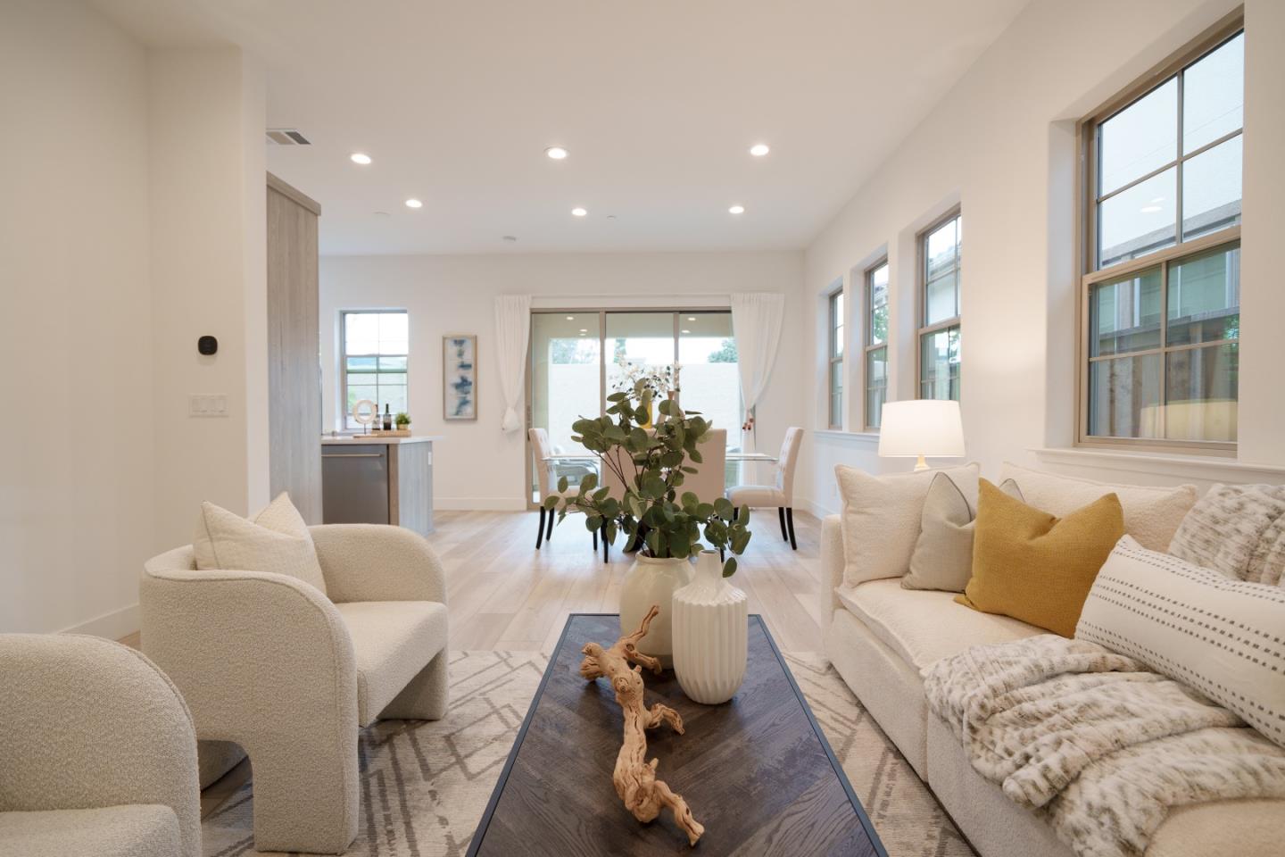 Detail Gallery Image 6 of 53 For 314 Harcot Ter, Sunnyvale,  CA 94085 - 3 Beds | 2/1 Baths