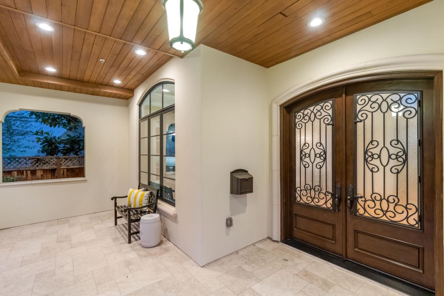 Detail Gallery Image 2 of 41 For 627 Tennyson Ave, Palo Alto,  CA 94301 - 6 Beds | 6/1 Baths