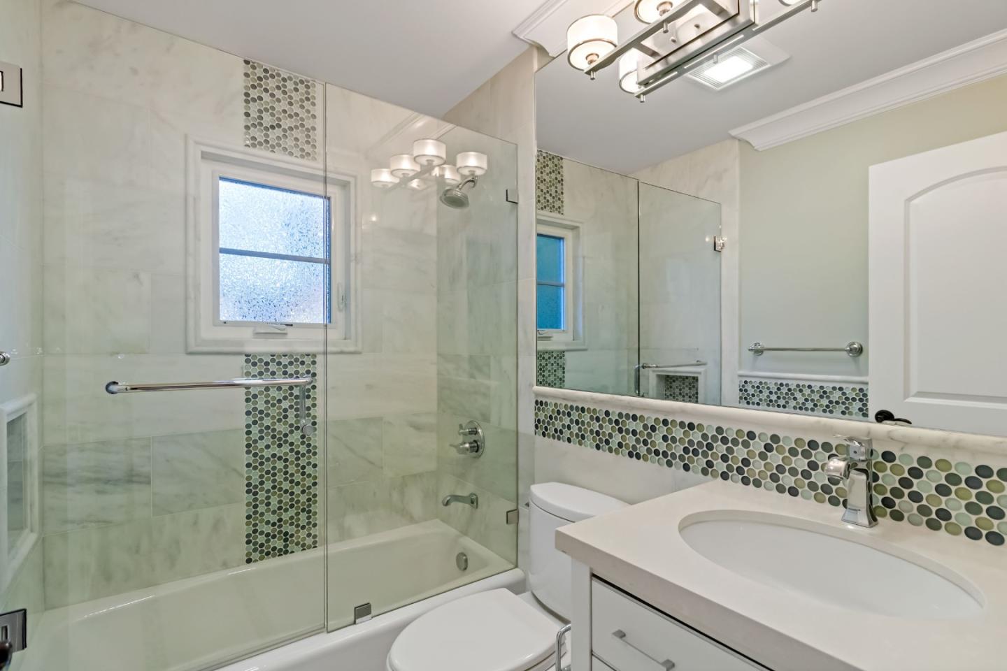 Detail Gallery Image 22 of 41 For 627 Tennyson Ave, Palo Alto,  CA 94301 - 6 Beds | 6/1 Baths