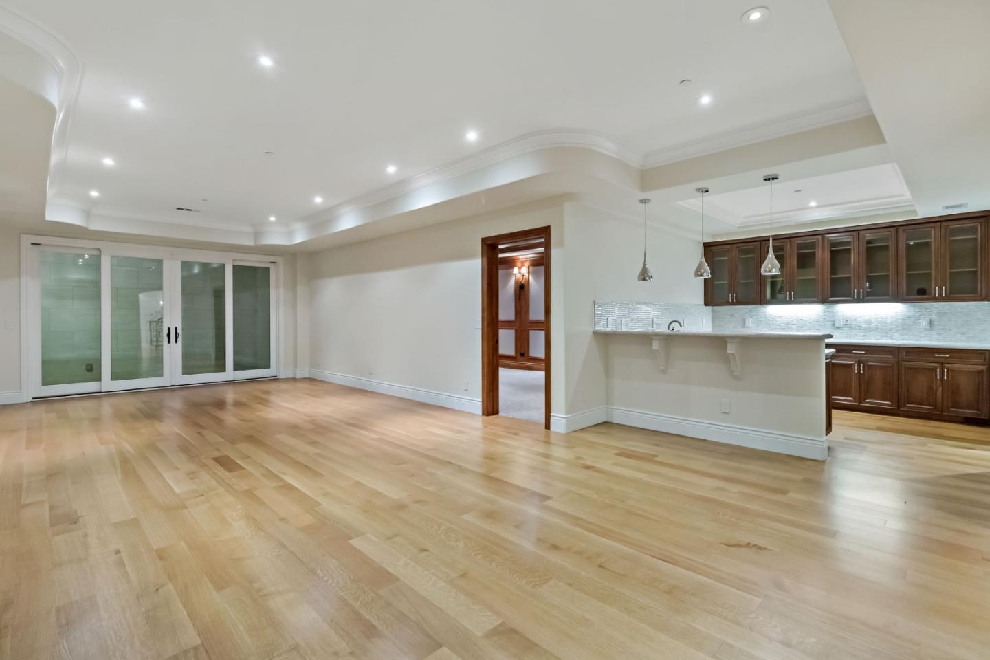 Detail Gallery Image 29 of 41 For 627 Tennyson Ave, Palo Alto,  CA 94301 - 6 Beds | 6/1 Baths