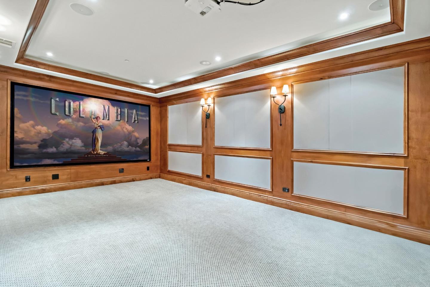 Detail Gallery Image 32 of 41 For 627 Tennyson Ave, Palo Alto,  CA 94301 - 6 Beds | 6/1 Baths