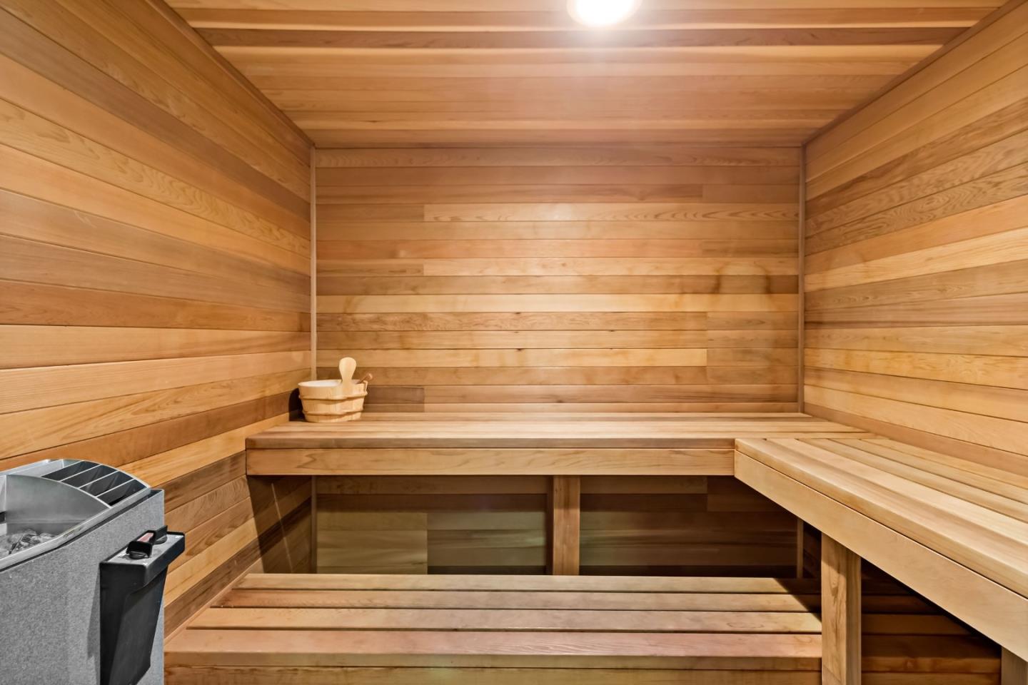 Detail Gallery Image 35 of 41 For 627 Tennyson Ave, Palo Alto,  CA 94301 - 6 Beds | 6/1 Baths