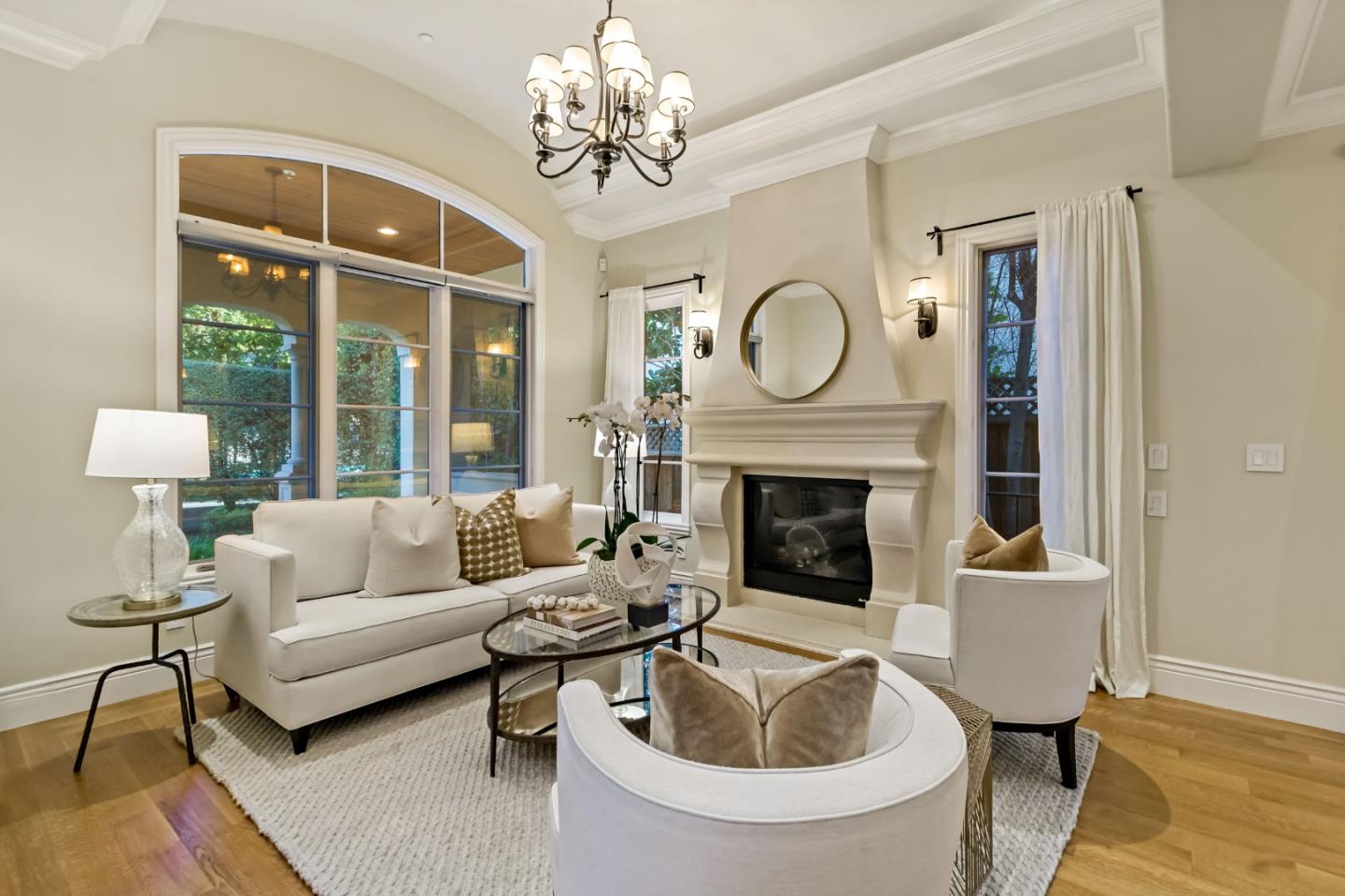 Detail Gallery Image 5 of 41 For 627 Tennyson Ave, Palo Alto,  CA 94301 - 6 Beds | 6/1 Baths