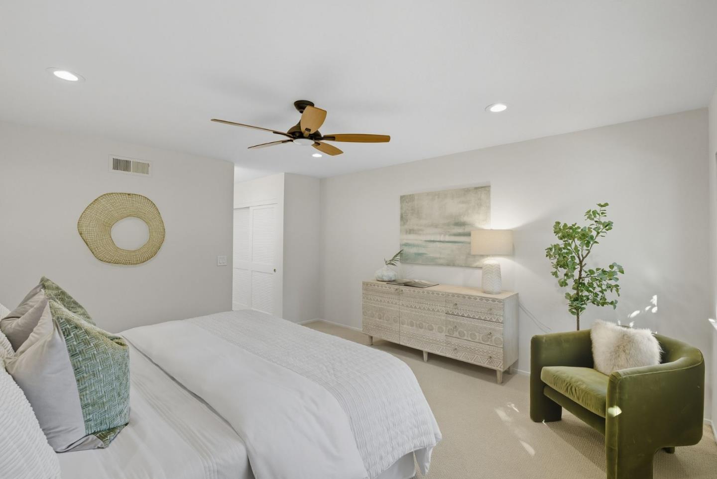 Detail Gallery Image 14 of 34 For 8030 Pinot Noir Ct, San Jose,  CA 95135 - 2 Beds | 2 Baths