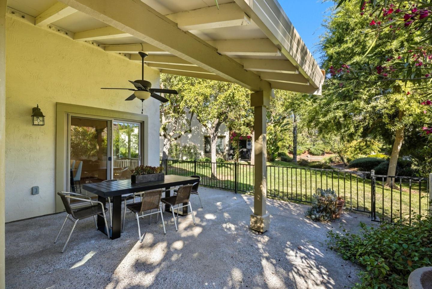 Detail Gallery Image 22 of 34 For 8030 Pinot Noir Ct, San Jose,  CA 95135 - 2 Beds | 2 Baths