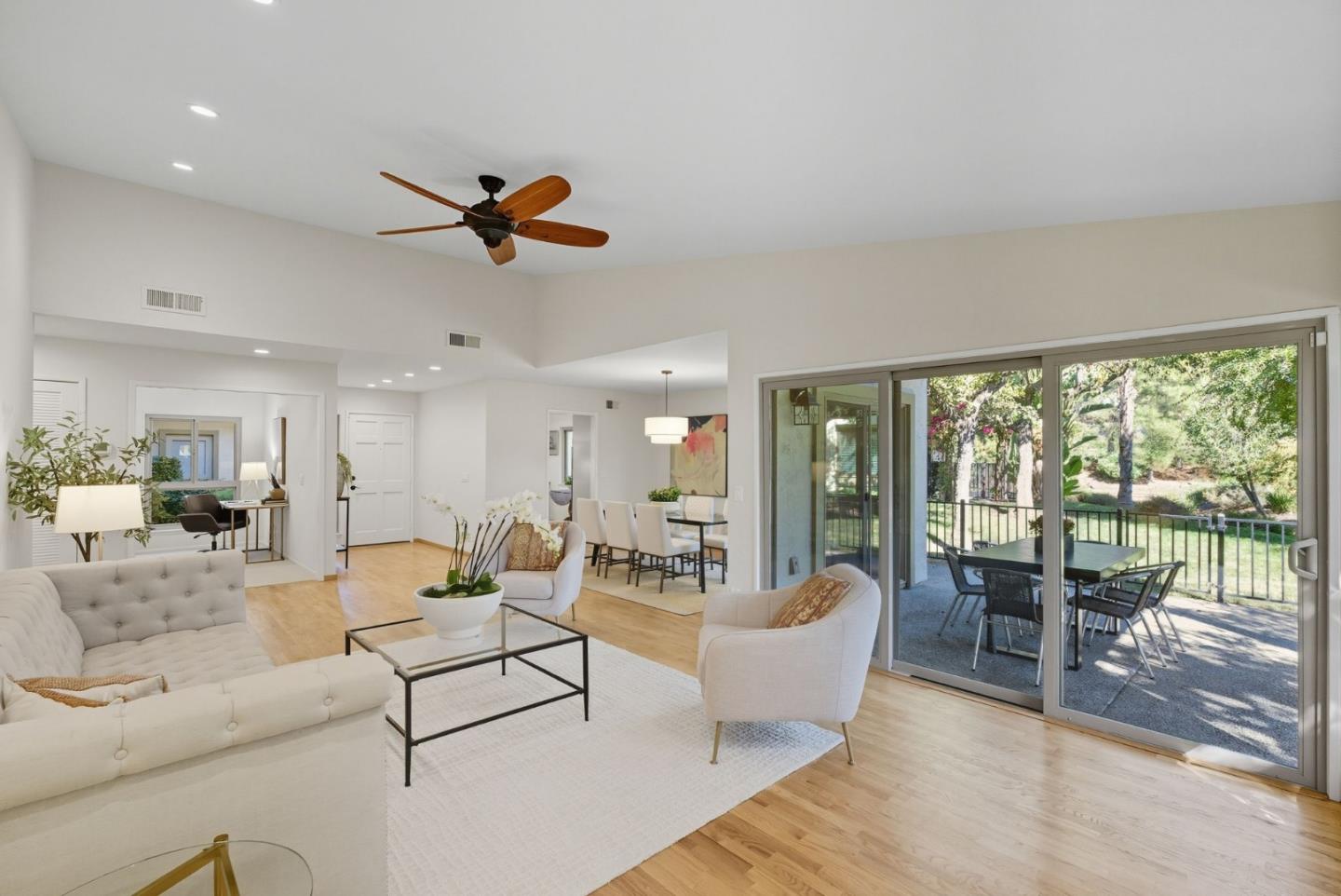 Detail Gallery Image 6 of 34 For 8030 Pinot Noir Ct, San Jose,  CA 95135 - 2 Beds | 2 Baths