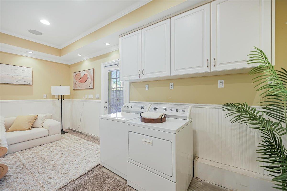 Detail Gallery Image 39 of 61 For 131 Northampton Ln, Belmont,  CA 94002 - 4 Beds | 2/1 Baths