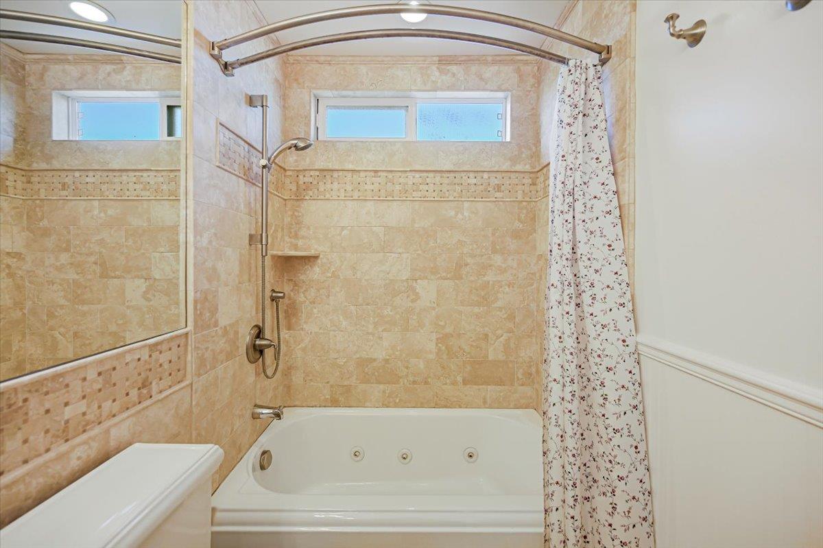 Detail Gallery Image 44 of 61 For 131 Northampton Ln, Belmont,  CA 94002 - 4 Beds | 2/1 Baths