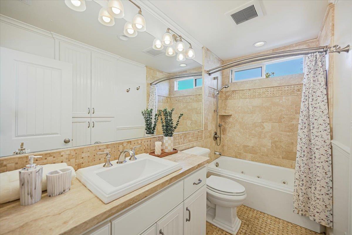 Detail Gallery Image 45 of 61 For 131 Northampton Ln, Belmont,  CA 94002 - 4 Beds | 2/1 Baths