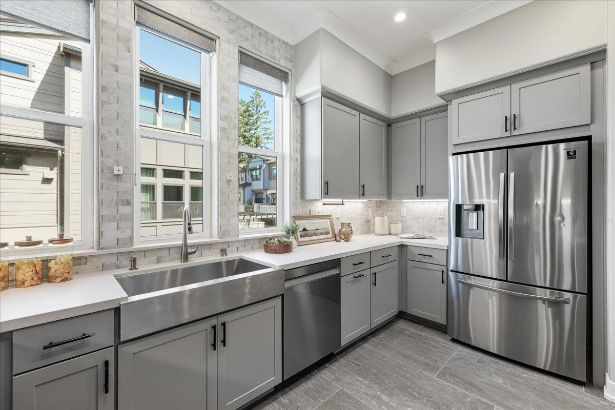 Detail Gallery Image 19 of 49 For 1956 Montecito Ave, Mountain View,  CA 94043 - 3 Beds | 2/1 Baths