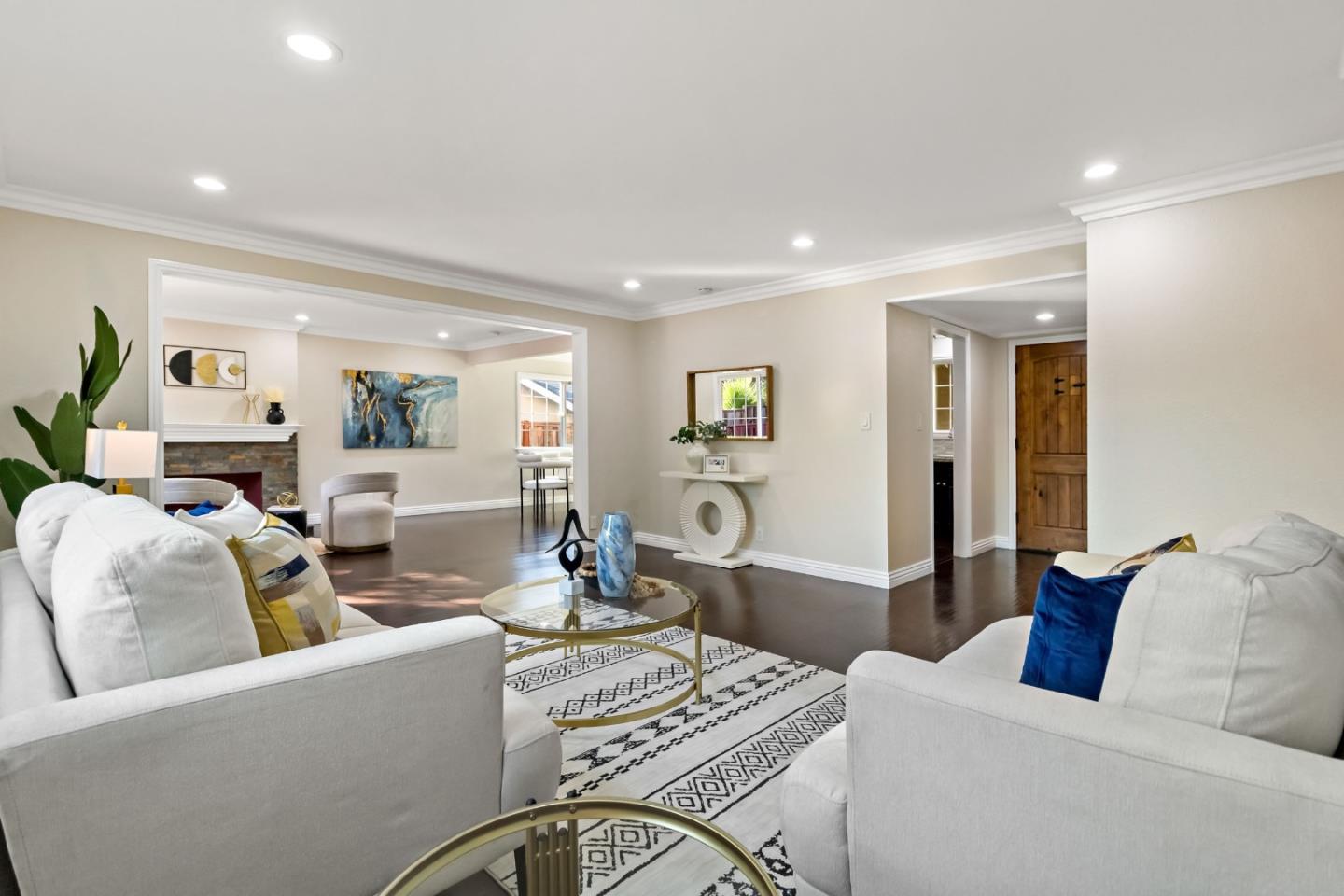 Detail Gallery Image 12 of 58 For 3843 Yerba Buena Ave, San Jose,  CA 95121 - 4 Beds | 3 Baths