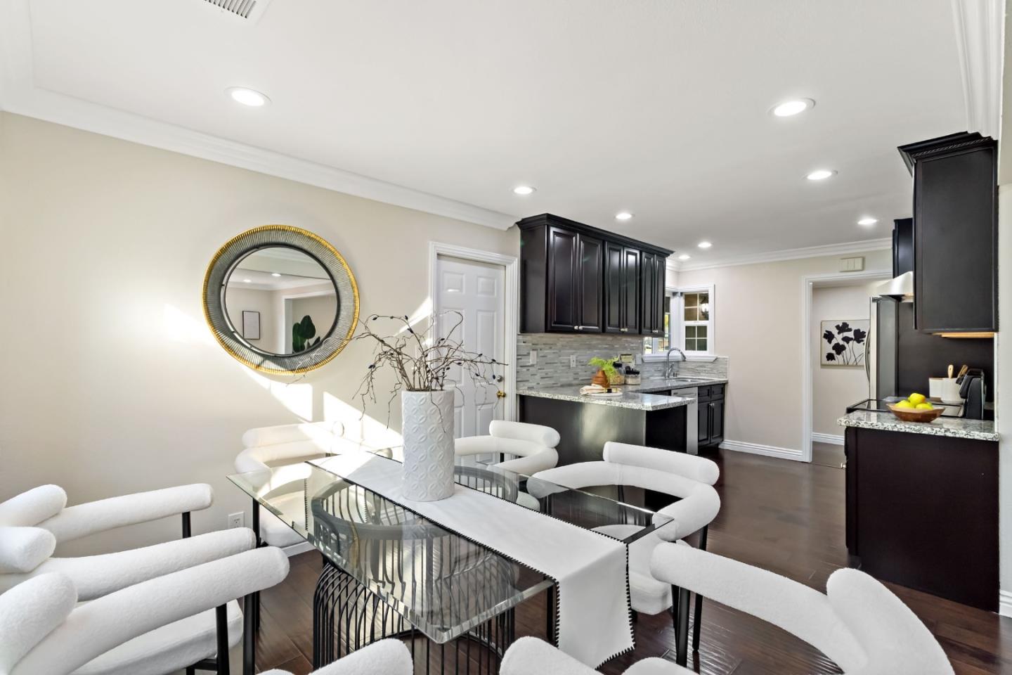 Detail Gallery Image 19 of 58 For 3843 Yerba Buena Ave, San Jose,  CA 95121 - 4 Beds | 3 Baths