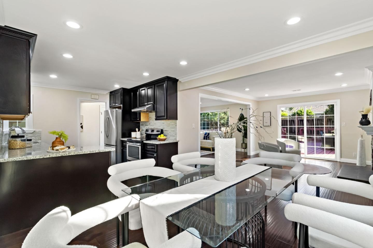 Detail Gallery Image 23 of 58 For 3843 Yerba Buena Ave, San Jose,  CA 95121 - 4 Beds | 3 Baths