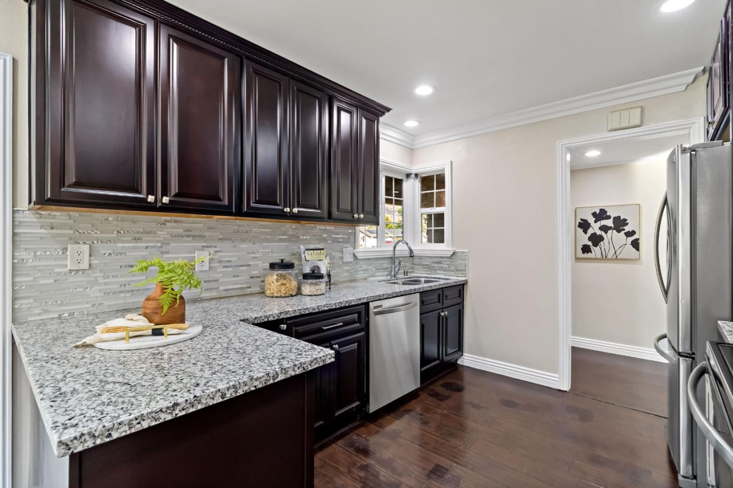 Detail Gallery Image 25 of 58 For 3843 Yerba Buena Ave, San Jose,  CA 95121 - 4 Beds | 3 Baths