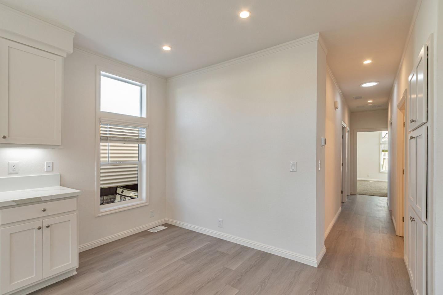 Detail Gallery Image 14 of 47 For 2150 Almaden Rd Rd #147,  San Jose,  CA 95125 - 3 Beds | 2 Baths