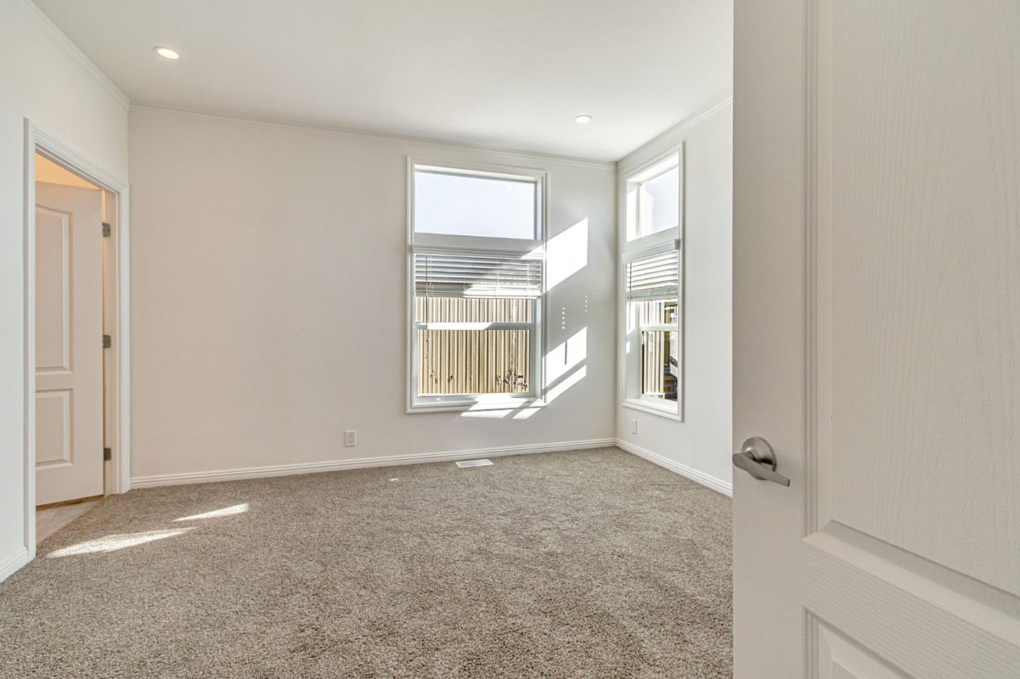 Detail Gallery Image 18 of 47 For 2150 Almaden Rd Rd #147,  San Jose,  CA 95125 - 3 Beds | 2 Baths