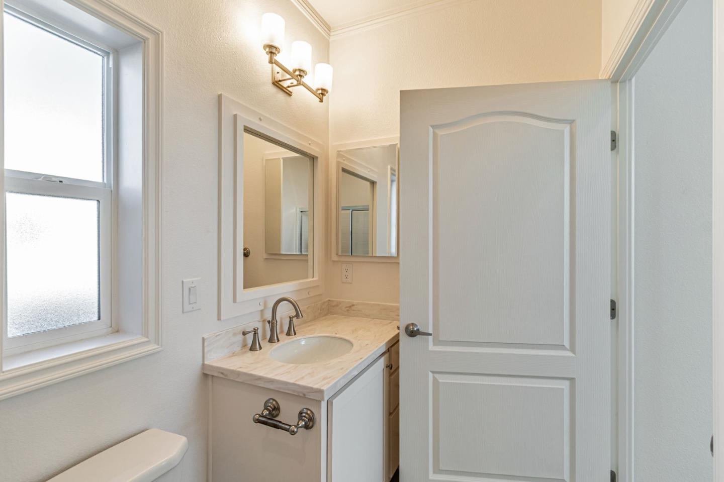 Detail Gallery Image 29 of 47 For 2150 Almaden Rd Rd #147,  San Jose,  CA 95125 - 3 Beds | 2 Baths