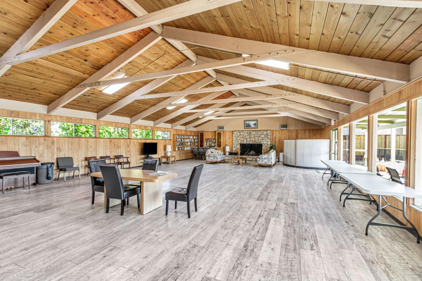 Detail Gallery Image 39 of 47 For 2150 Almaden Rd Rd #147,  San Jose,  CA 95125 - 3 Beds | 2 Baths