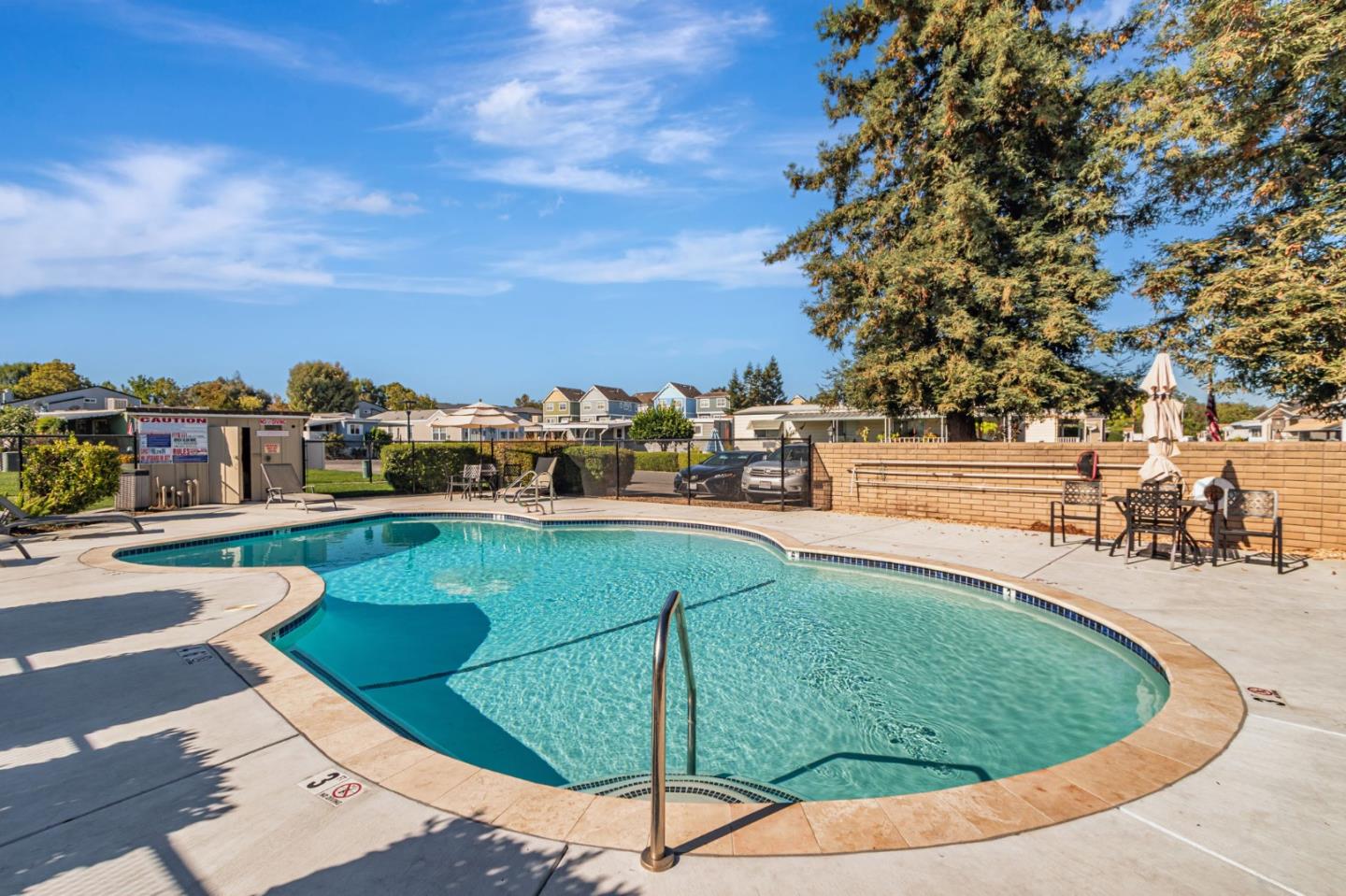 Detail Gallery Image 40 of 47 For 2150 Almaden Rd Rd #147,  San Jose,  CA 95125 - 3 Beds | 2 Baths