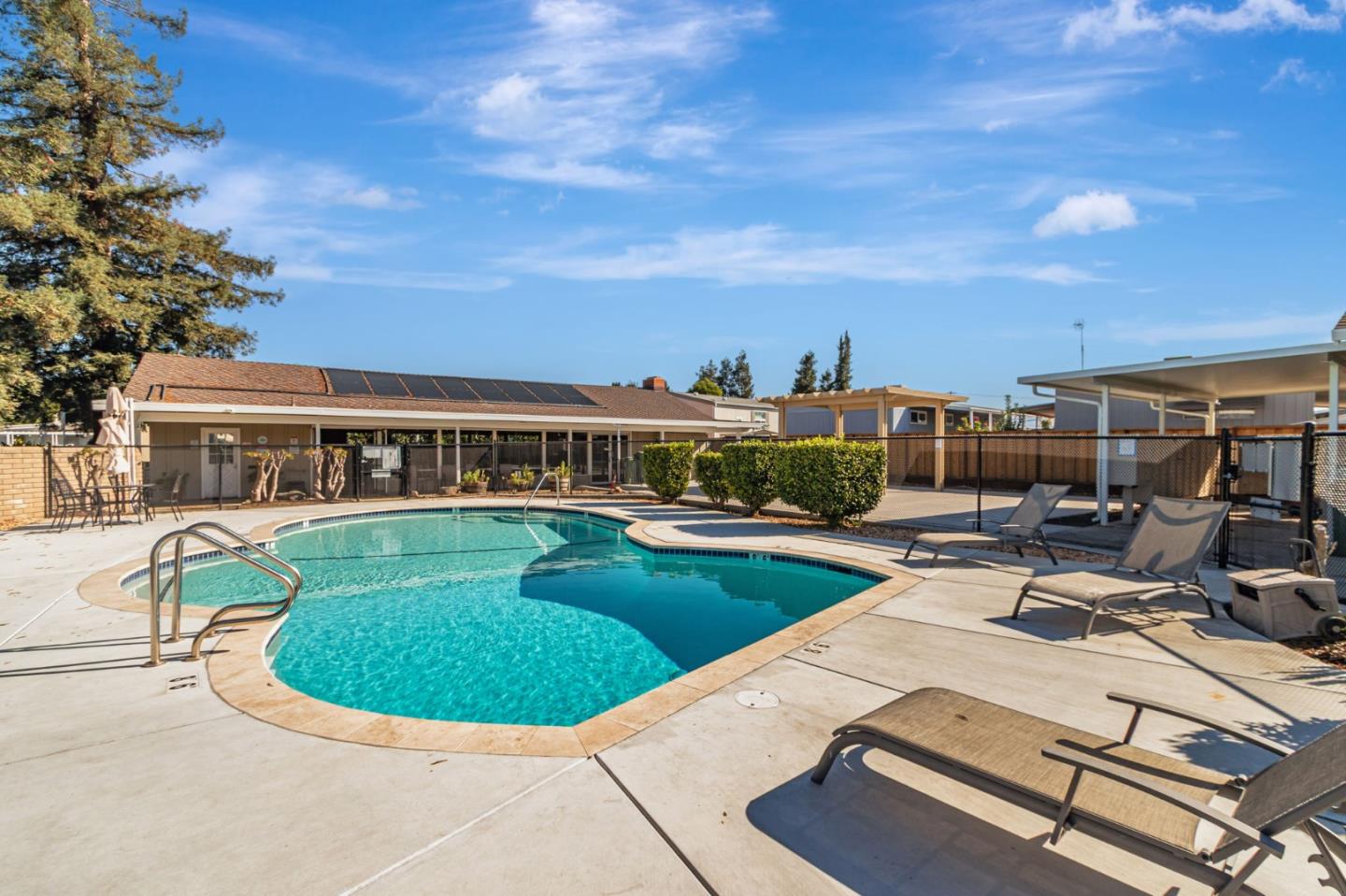 Detail Gallery Image 41 of 47 For 2150 Almaden Rd Rd #147,  San Jose,  CA 95125 - 3 Beds | 2 Baths