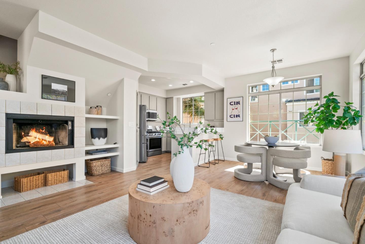 Detail Gallery Image 12 of 44 For 392 Terra Mesa Way, Milpitas,  CA 95035 - 3 Beds | 2/1 Baths