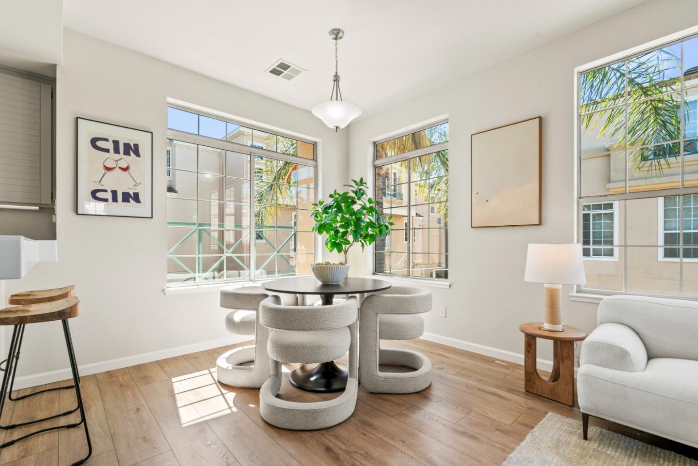 Detail Gallery Image 13 of 44 For 392 Terra Mesa Way, Milpitas,  CA 95035 - 3 Beds | 2/1 Baths