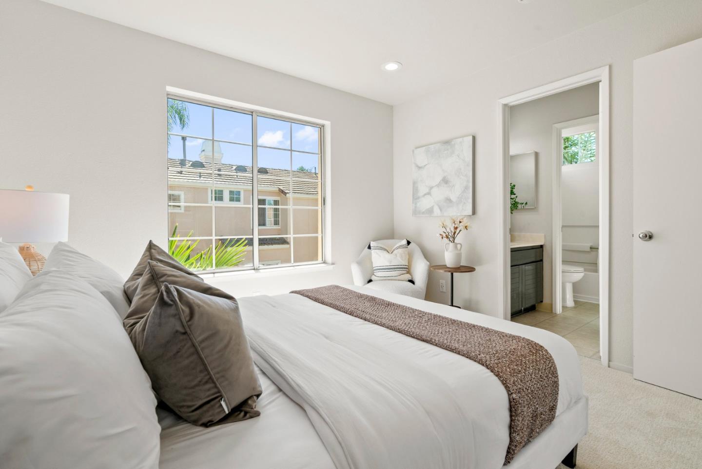 Detail Gallery Image 22 of 44 For 392 Terra Mesa Way, Milpitas,  CA 95035 - 3 Beds | 2/1 Baths