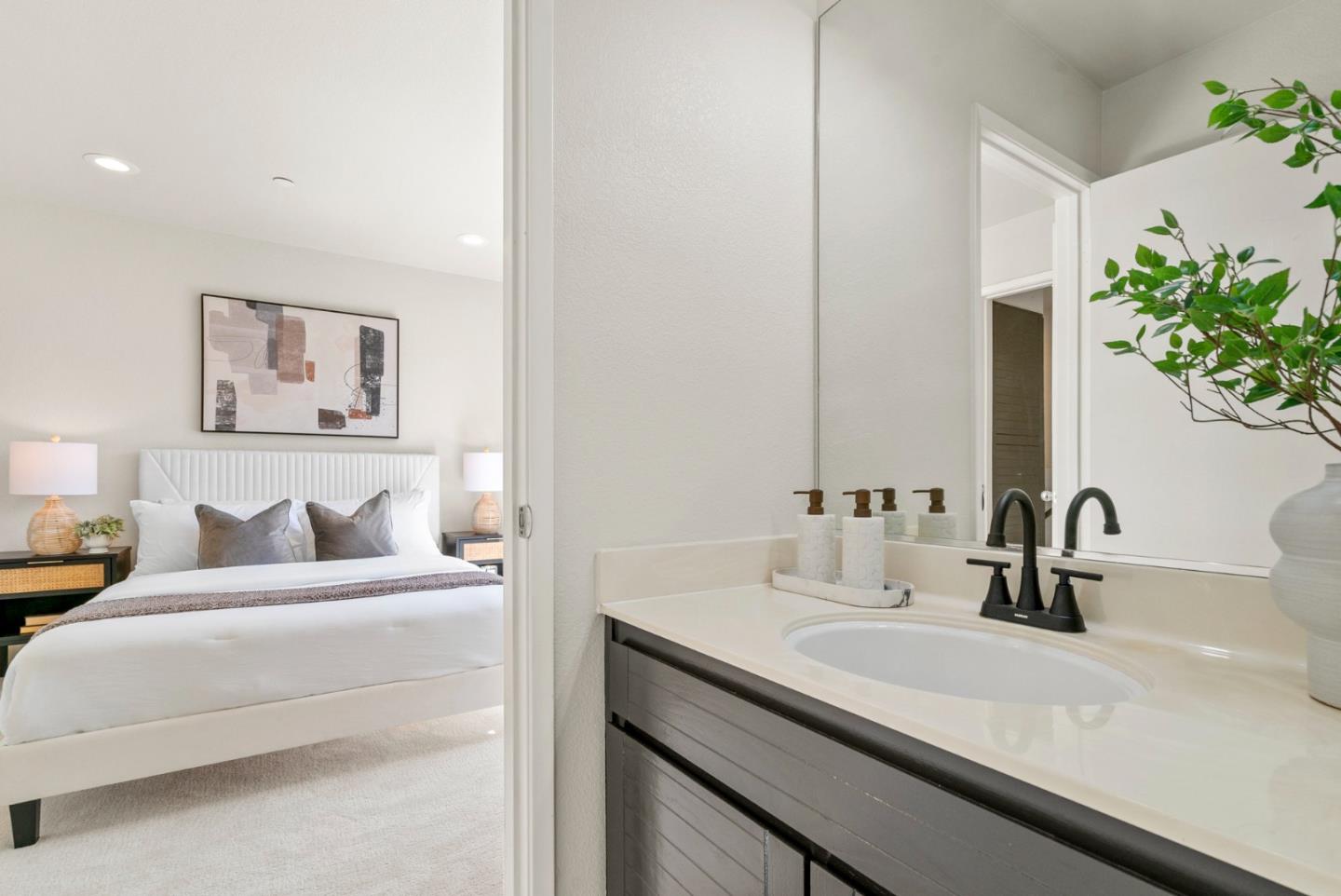 Detail Gallery Image 24 of 44 For 392 Terra Mesa Way, Milpitas,  CA 95035 - 3 Beds | 2/1 Baths