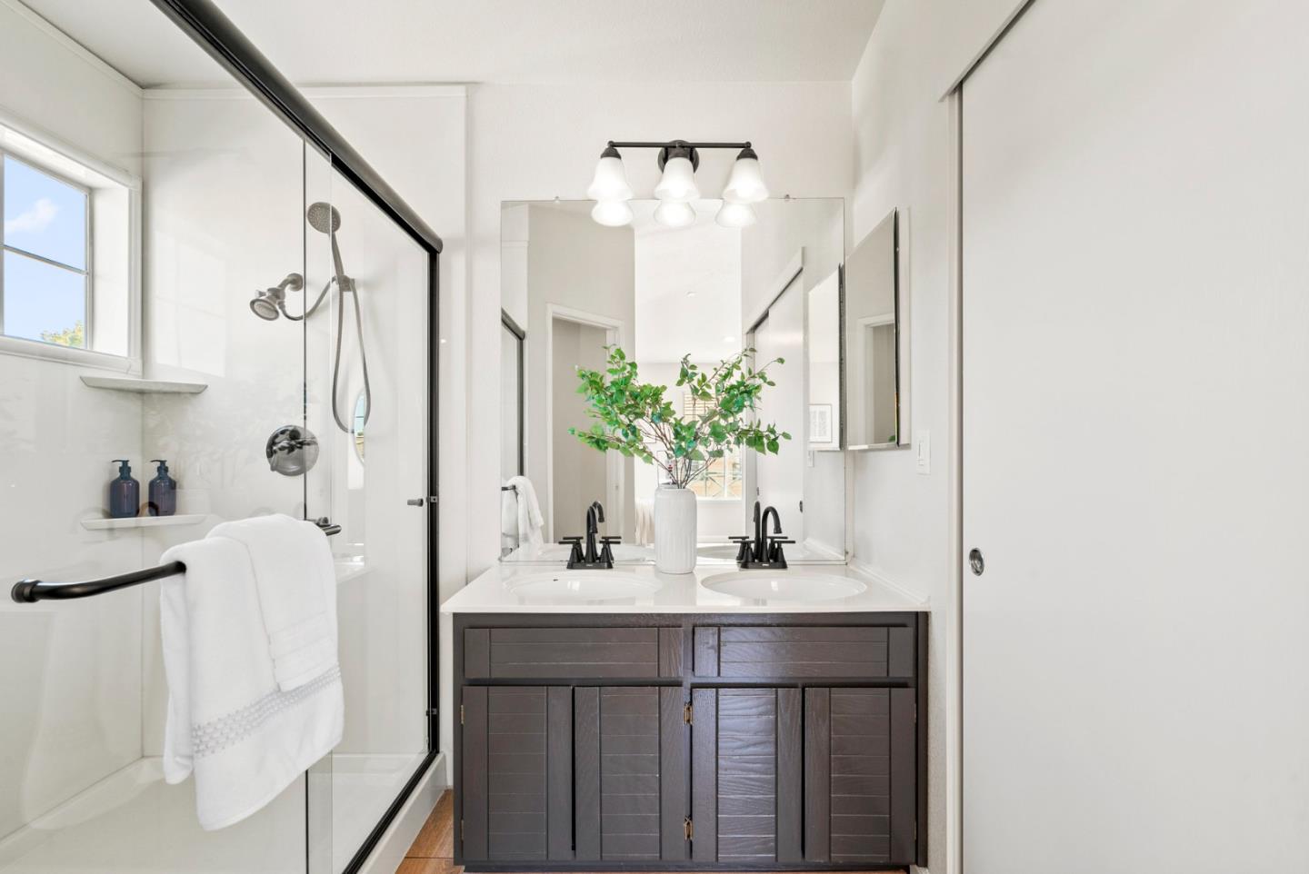 Detail Gallery Image 31 of 44 For 392 Terra Mesa Way, Milpitas,  CA 95035 - 3 Beds | 2/1 Baths