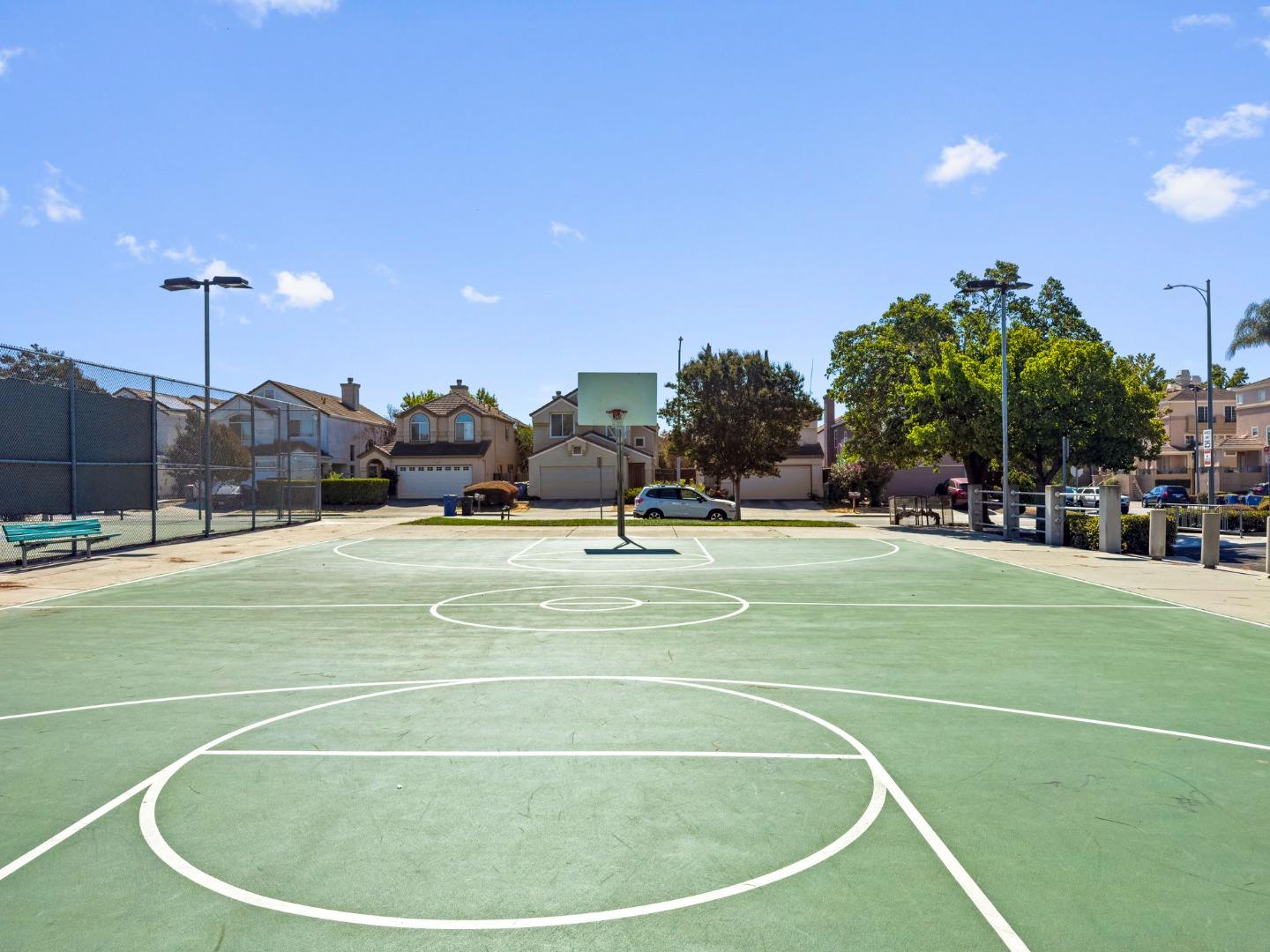 Detail Gallery Image 43 of 44 For 392 Terra Mesa Way, Milpitas,  CA 95035 - 3 Beds | 2/1 Baths