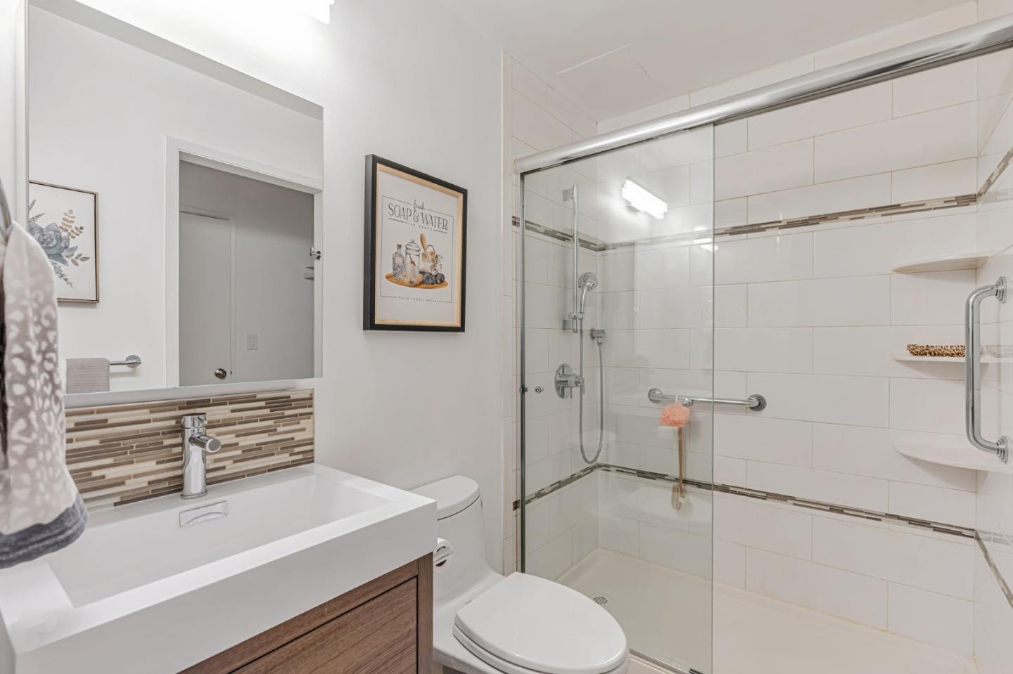 Detail Gallery Image 19 of 42 For 4 Anchor Dr #F230,  Emeryville,  CA 94608 - 0 Beds | 1 Baths