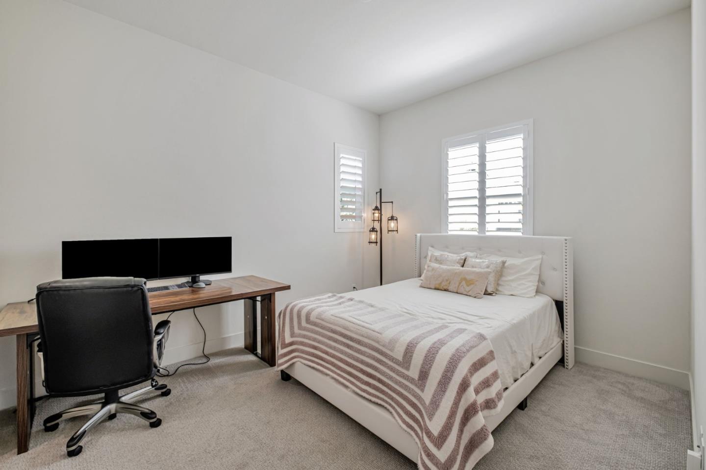 Detail Gallery Image 18 of 43 For 117 Haven Cir, Pleasant Hill,  CA 94523 - 4 Beds | 4/1 Baths