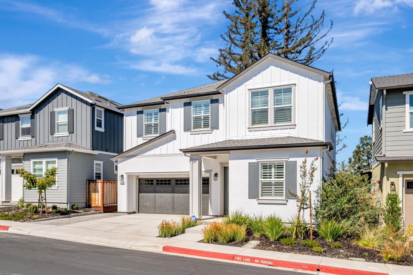 Detail Gallery Image 2 of 43 For 117 Haven Cir, Pleasant Hill,  CA 94523 - 4 Beds | 4/1 Baths